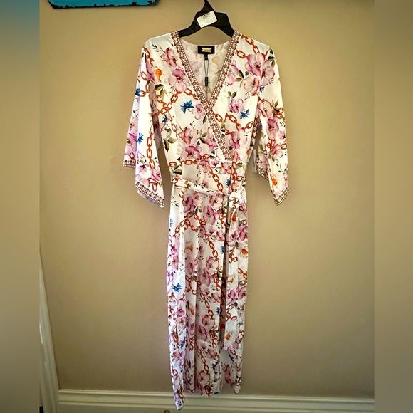 Beautiful Kamono Style dress - Picture 1 of 3